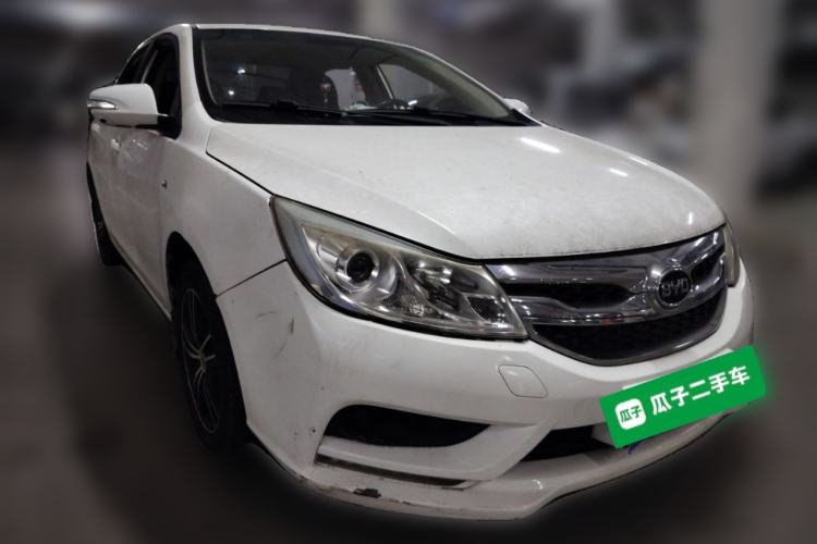 Used BYD Surui 2015 1.5L Manual Luxury Model Front Right 45 Deg