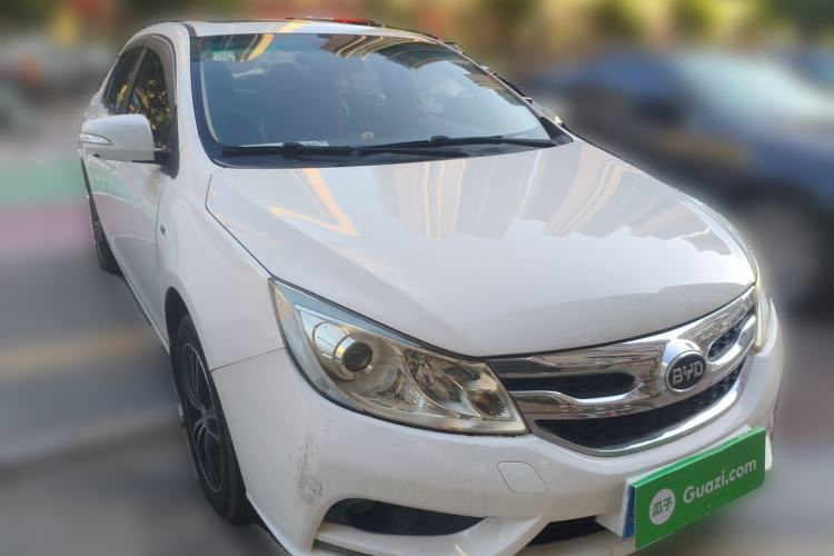 Used BYD Surui 2015 1.5L Manual Luxury Model Front Right 45 Deg