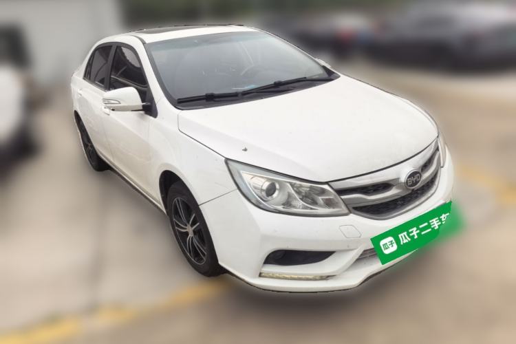 Used BYD Surui 2015 Revised Version 1.5L Manual Luxury Edition Front Right 45 Deg