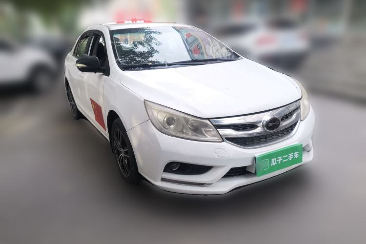 Used BYD Surui 2015 1.5L Manual Luxury Model Front Right 45 Deg