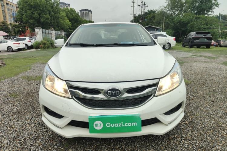 Used BYD Surui 2015 Revised Version 1.5L Manual Luxury Edition Front