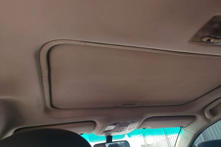 Used BYD Surui 2015 1.5L Manual Luxury Model Headliner