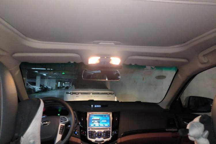 Used BYD Surui 2015 1.5L Manual Luxury Model Headliner