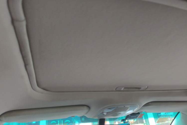 Used BYD Surui 2015 1.5L Manual Luxury Model Headliner