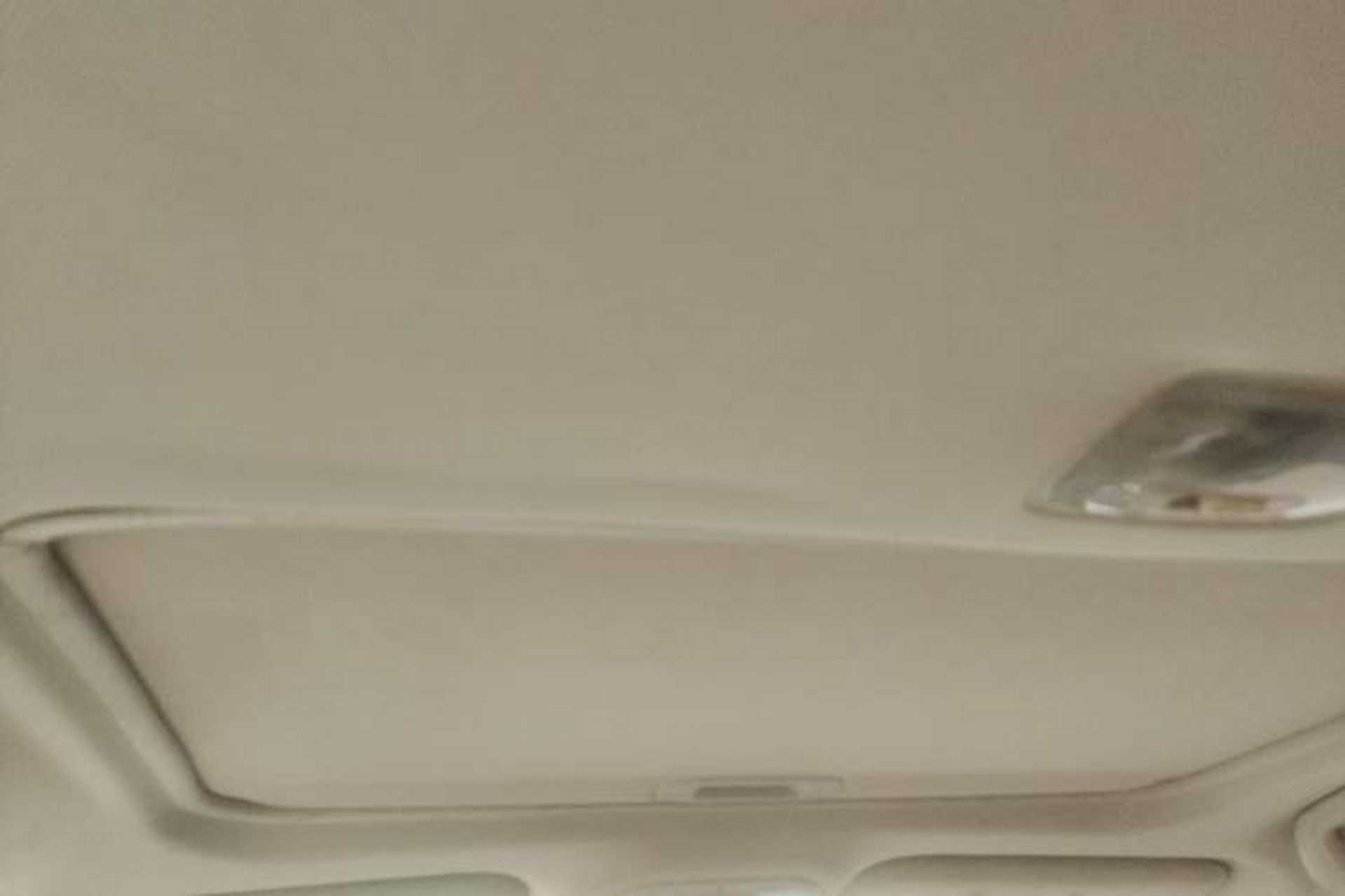 Used BYD Surui 2015 1.5L Manual Luxury Model Headliner