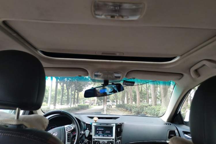 Used BYD Surui 2015 1.5L Manual Luxury Model Headliner