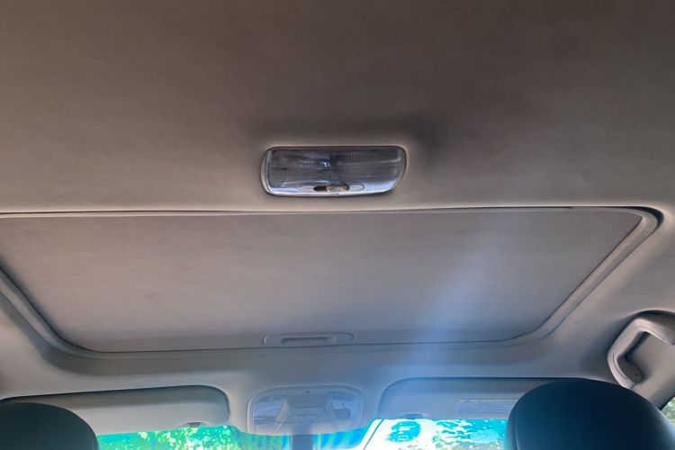 Used BYD Surui 2015 Revised Version 1.5L Manual Luxury Edition Headliner