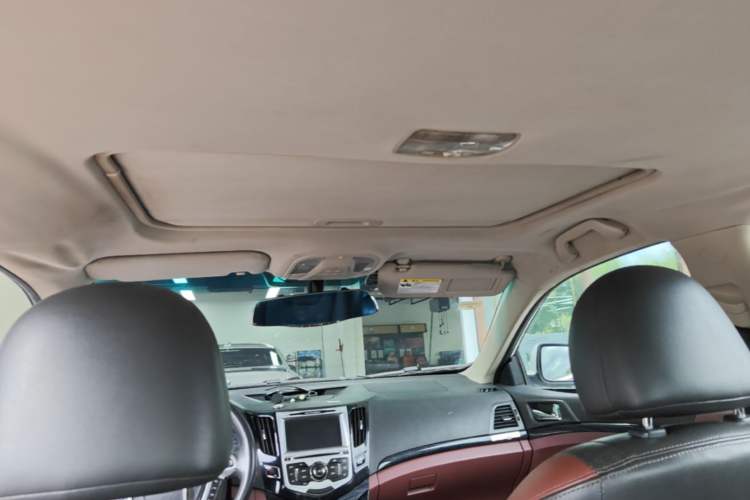 Used BYD Surui 2015 1.5L Automatic Luxury Model Headliner