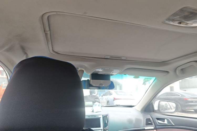 Used BYD Surui 2015 1.5L Manual Luxury Model Headliner