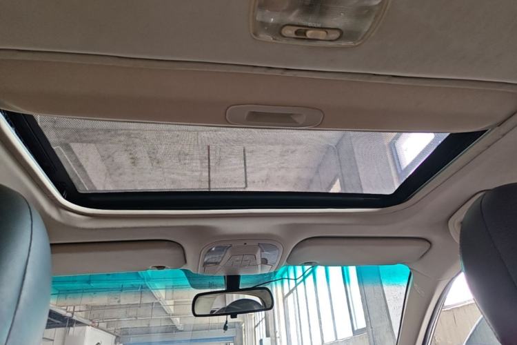 Used BYD Surui 2015 1.5L Manual Luxury Model Headliner