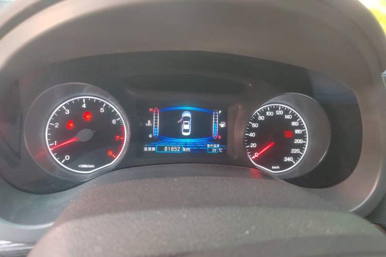 Used BYD Surui 2015 Revised Version 1.5L Manual Luxury Edition Instrument Cluster