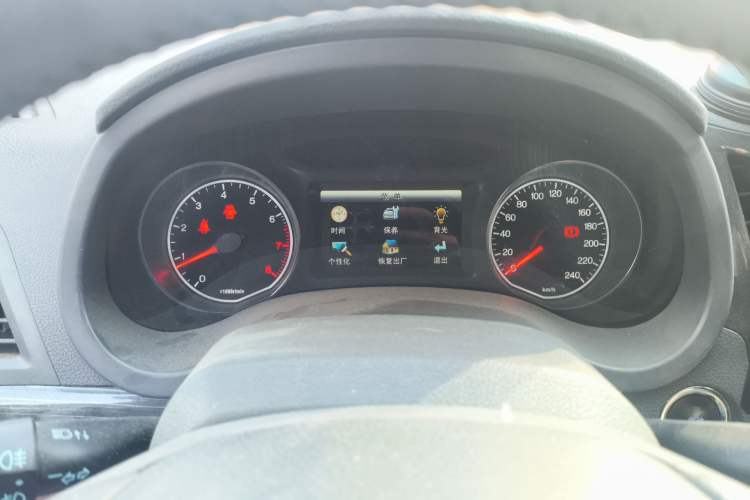 Used BYD Surui 2015 1.5L Automatic Luxury Model Instrument Cluster