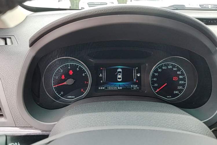 Used BYD Surui 2015 1.5L Manual Luxury Model Instrument Cluster