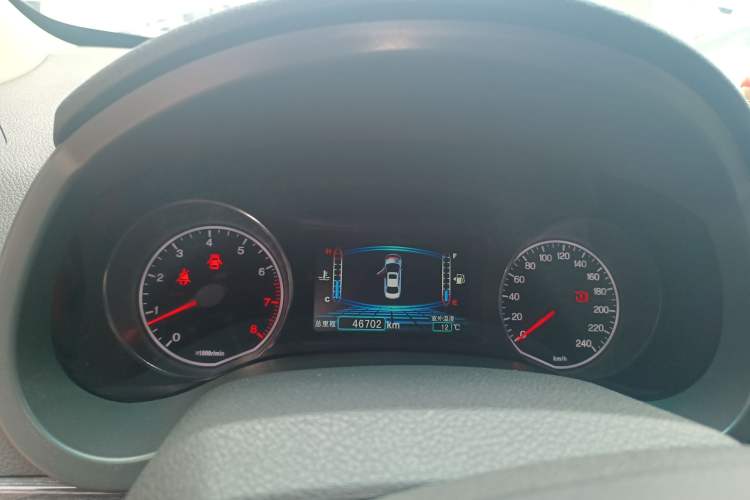 Used BYD Surui 2015 Revised Version 1.5L Manual Luxury Edition Instrument Cluster