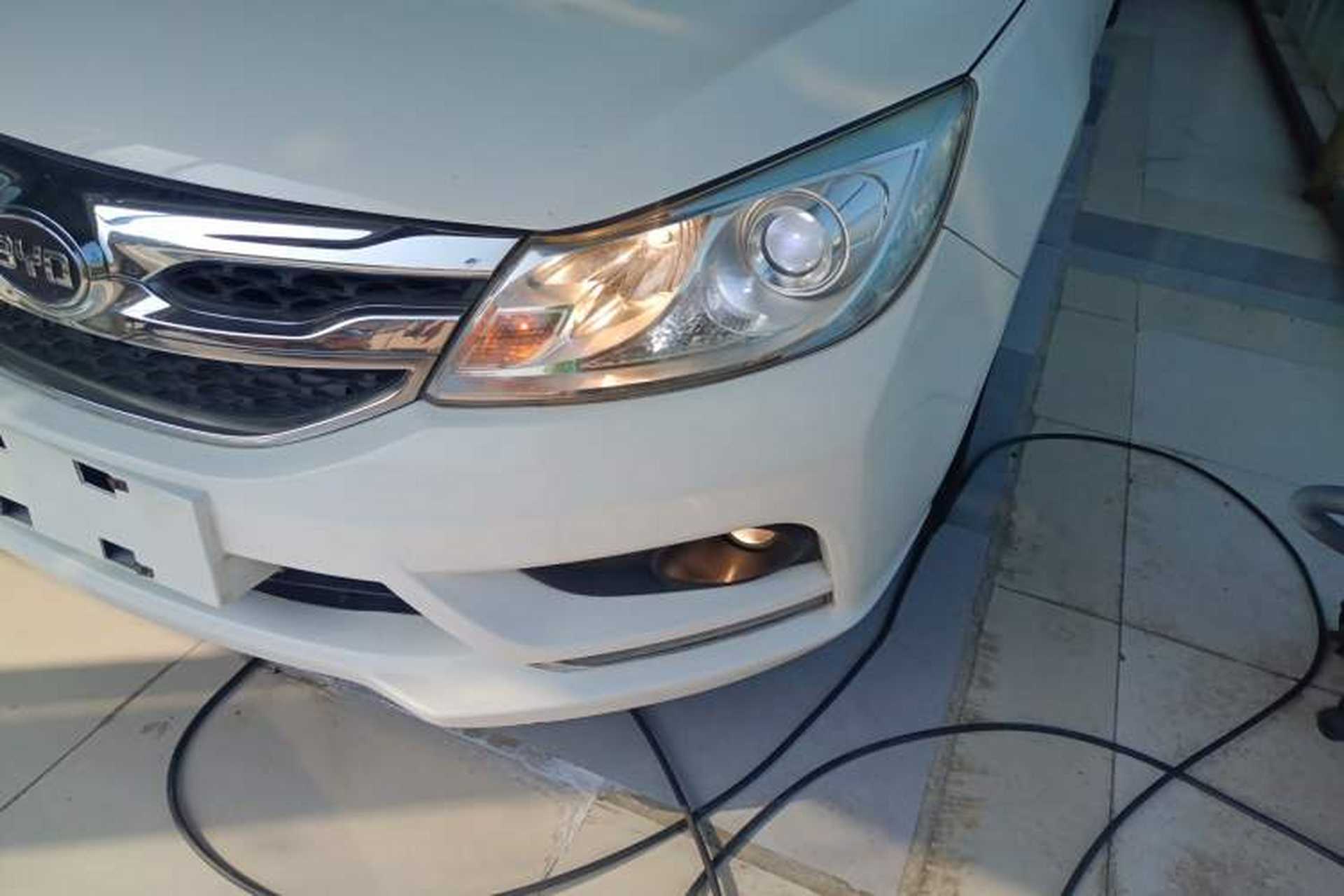 Used BYD Surui 2015 Revised Version 1.5L Automatic Luxury Edition Left Front Headlight