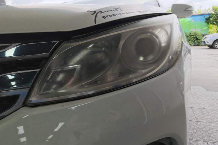 Used BYD Surui 2015 1.5L Automatic Luxury Model Left Front Headlight