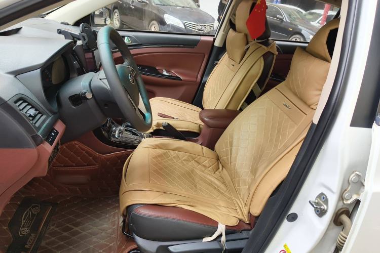 Used BYD Surui 2015 1.5L Automatic Luxury Model Left Front Seat