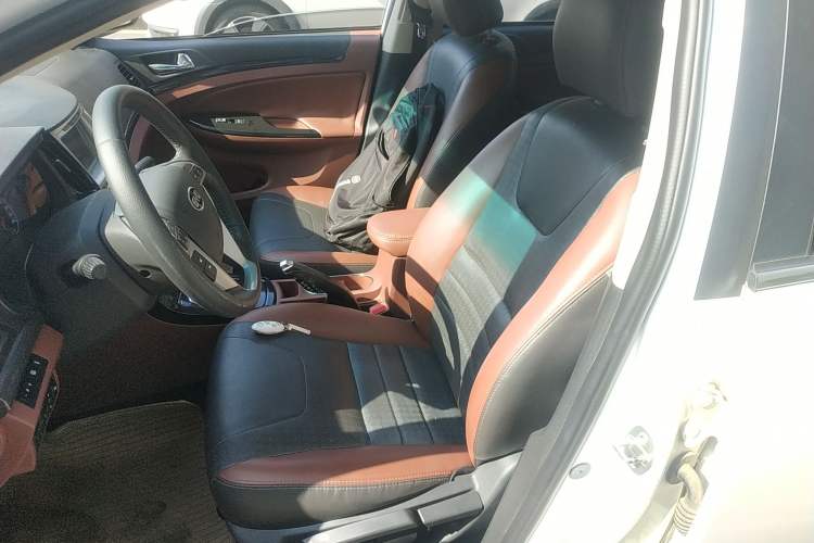 Used BYD Surui 2015 1.5L Automatic Luxury Model Left Front Seat