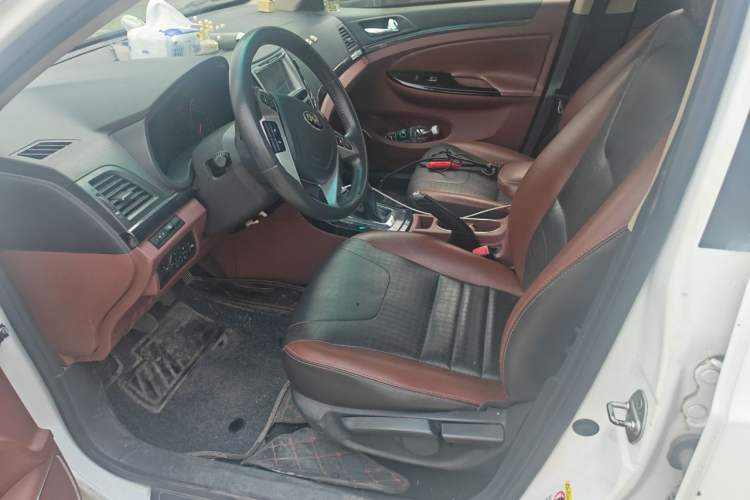 Used BYD Surui 2015 1.5L Manual Luxury Model Left Front Seat