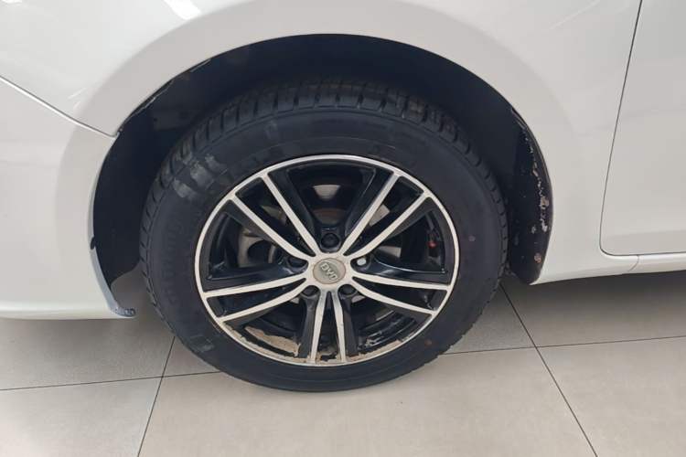 Used BYD Surui 2015 1.5L Manual Luxury Model Left Front Wheel Hub