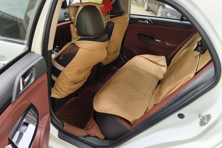 Used BYD Surui 2015 1.5L Automatic Luxury Model Left Rear Seat