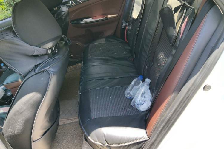 Used BYD Surui 2015 1.5L Manual Luxury Model Left Rear Seat