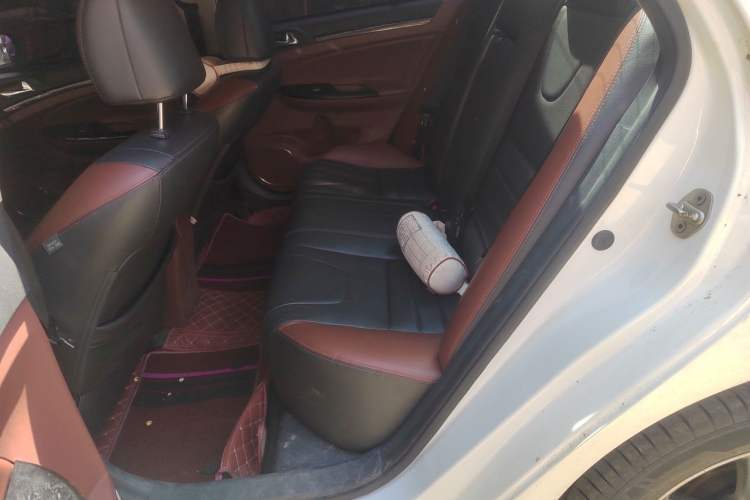 Used BYD Surui 2015 Revised Version 1.5L Manual Luxury Edition Left Rear Seat
