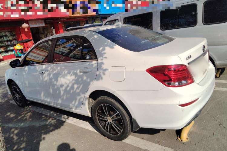 Used BYD Surui 2015 Revised Version 1.5L Manual Luxury Edition Left Side