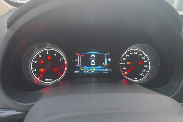 Used BYD Surui 2015 1.5L Manual Luxury Model Odometer Close Up