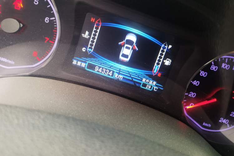 Used BYD Surui 2015 1.5L Manual Luxury Model Odometer Close Up
