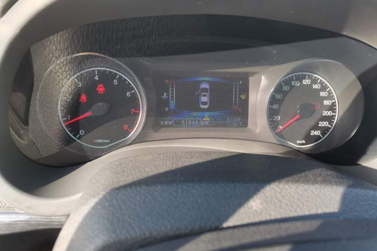 Used BYD Surui 2015 1.5L Manual Luxury Model Odometer Close Up