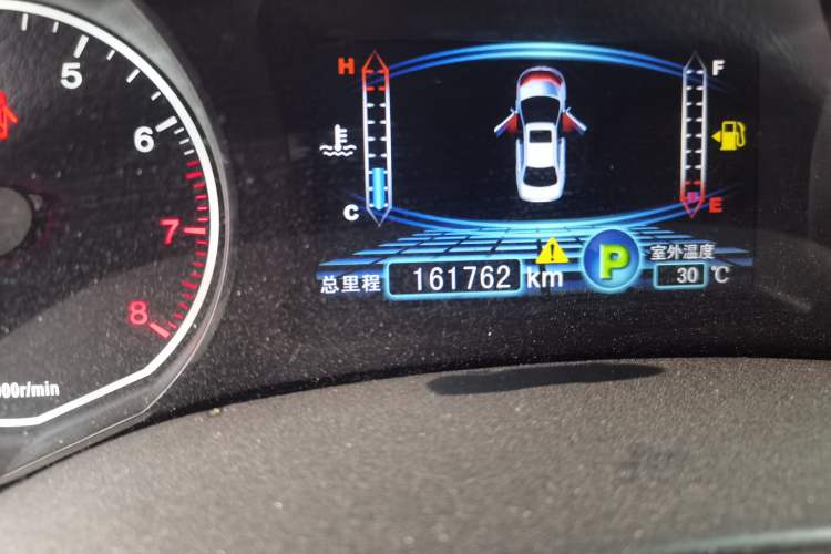 Used BYD Surui 2015 Revised Version 1.5L Automatic Luxury Edition Odometer Close Up