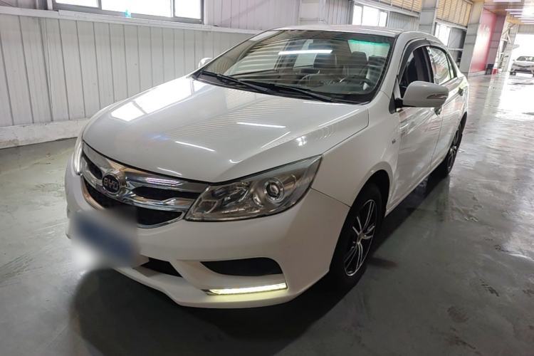 BYD Surui 2015 1.5L Manual Comfort Model usado Guazi used car, China used car export, Used car for sale, Used cars, Cheapest cars for sale