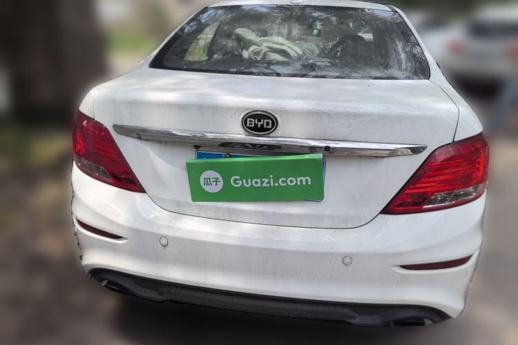 Used BYD Surui 2015 Revised Version 1.5L Manual Luxury Edition Rear