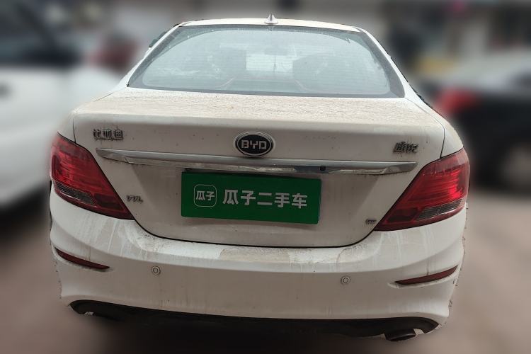 Used BYD Surui 2015 Revised Version 1.5L Manual Luxury Edition Rear