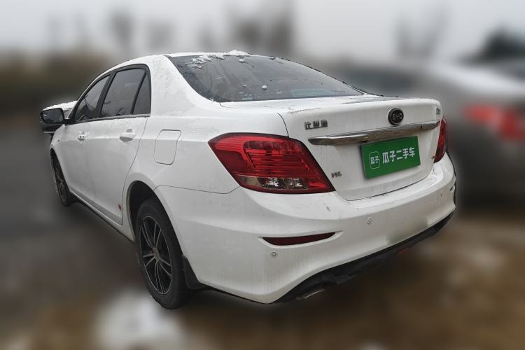 Used BYD Surui 2015 1.5L Manual Luxury Model Rear Left 45 Deg
