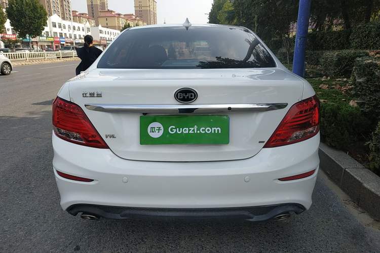 Used BYD Surui 2015 Revised Version 1.5L Manual Luxury Edition Rear