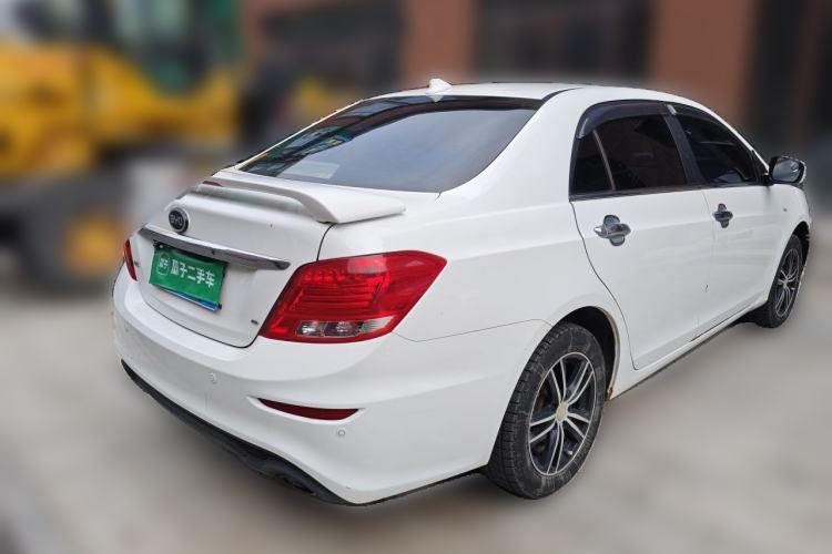 Used BYD Surui 2015 Revised Version 1.5L Manual Luxury Edition Rear Right 45 Deg
