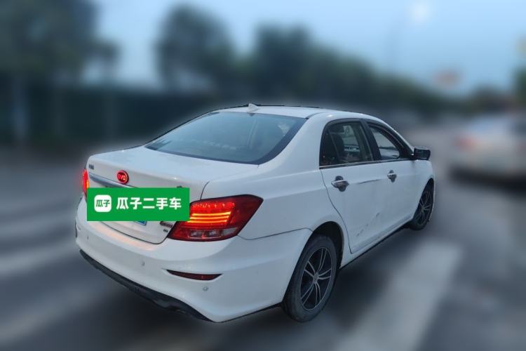Used BYD Surui 2015 1.5L Automatic Luxury Model Rear Right 45 Deg