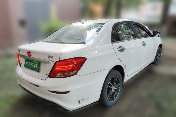 Used BYD Surui 2015 Revised Version 1.5L Manual Luxury Edition Rear Right 45 Deg