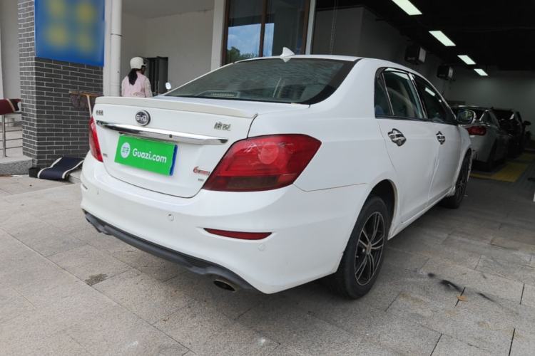 Used BYD Surui 2015 1.5L Automatic Luxury Model Rear Right 45 Deg