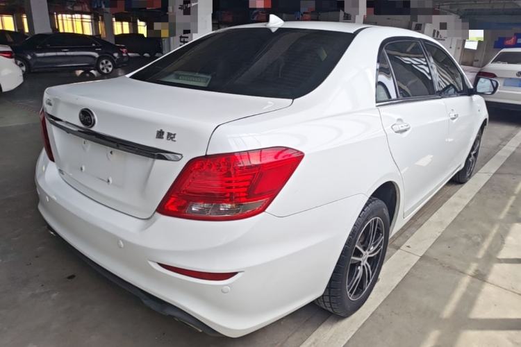 Used BYD Surui 2015 1.5L Manual Luxury Model Rear Right 45 Deg