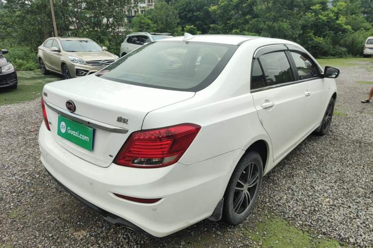 Used BYD Surui 2015 Revised Version 1.5L Manual Luxury Edition Rear Right 45 Deg