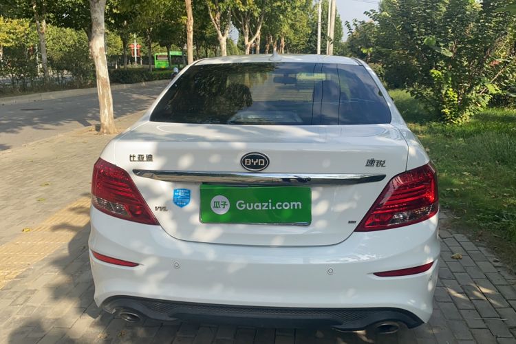 Used BYD Surui 2015 Revised Version 1.5L Manual Luxury Edition Rear
