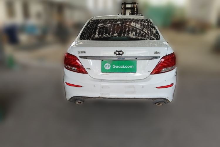 Used BYD Surui 2015 Revised Version 1.5L Manual Luxury Edition Rear