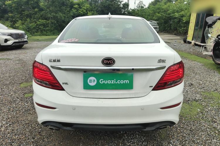 Used BYD Surui 2015 Revised Version 1.5L Manual Luxury Edition Rear