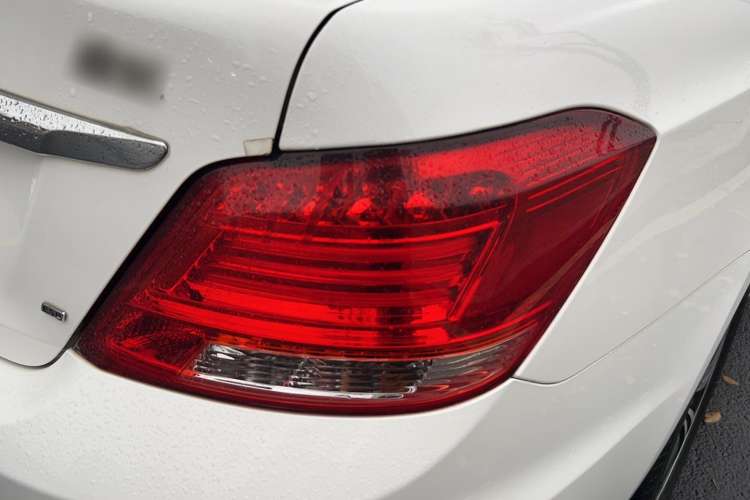 Used BYD Surui 2015 Revised Version 1.5L Manual Luxury Edition Right Rear Taillight