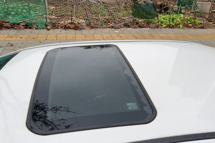 Used BYD Surui 2015 Revised Version 1.5L Manual Luxury Edition Roof