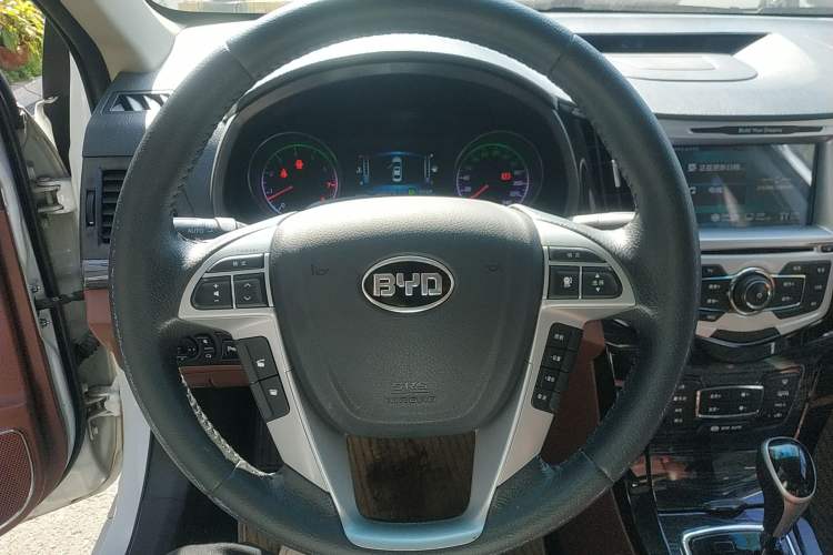 Used BYD Surui 2015 1.5L Automatic Luxury Model Steering Wheel