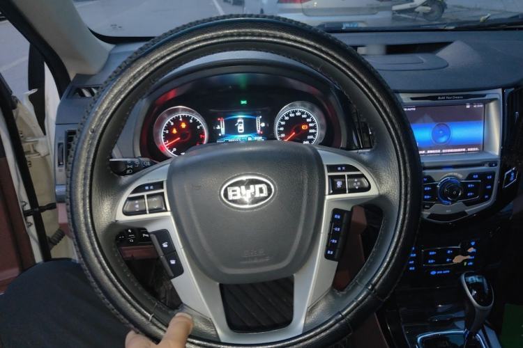 Used BYD Surui 2015 1.5L Automatic Luxury Model Steering Wheel
